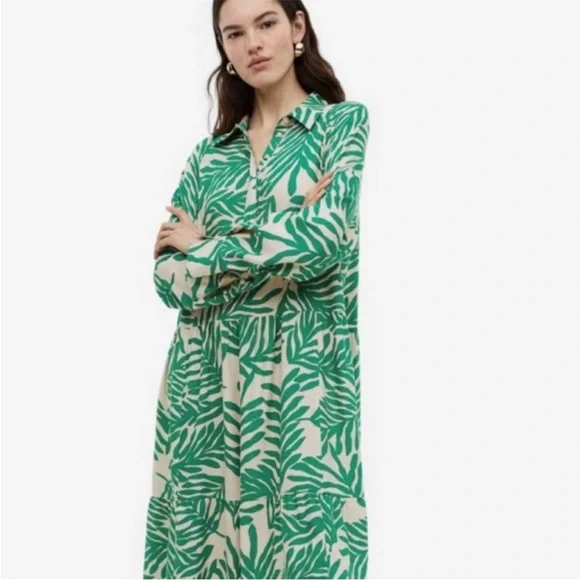 H&M Green Leaf Print Dress - Picture 1 of 3